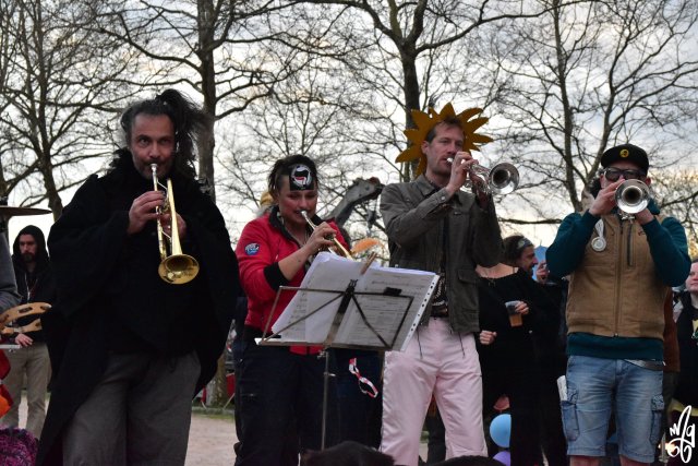 25-04-12-20H02-DSC_0957